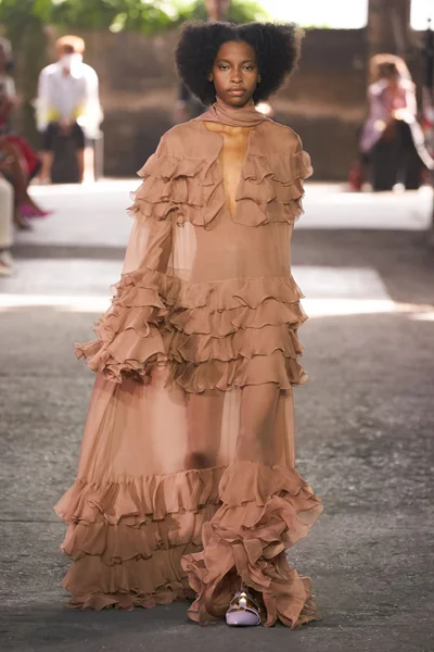 Look 61